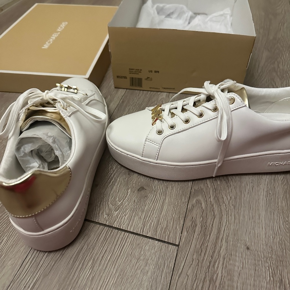 Michael kors brand new poppy lace up tennis shoes white size 9 - Picture 6 of 6
